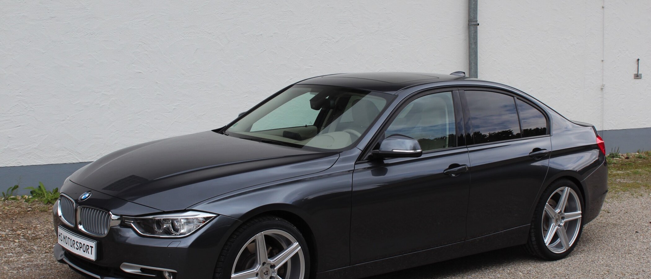 F30 Graumet