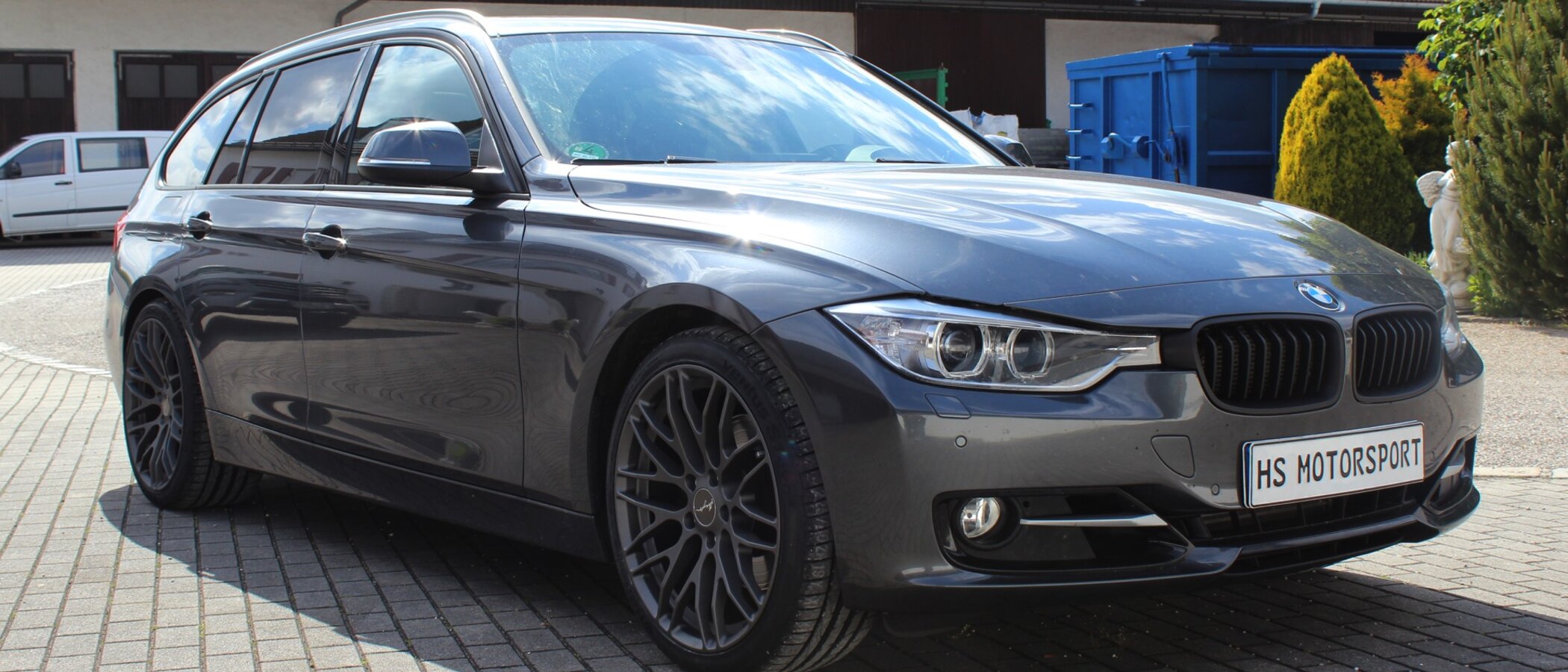 F30